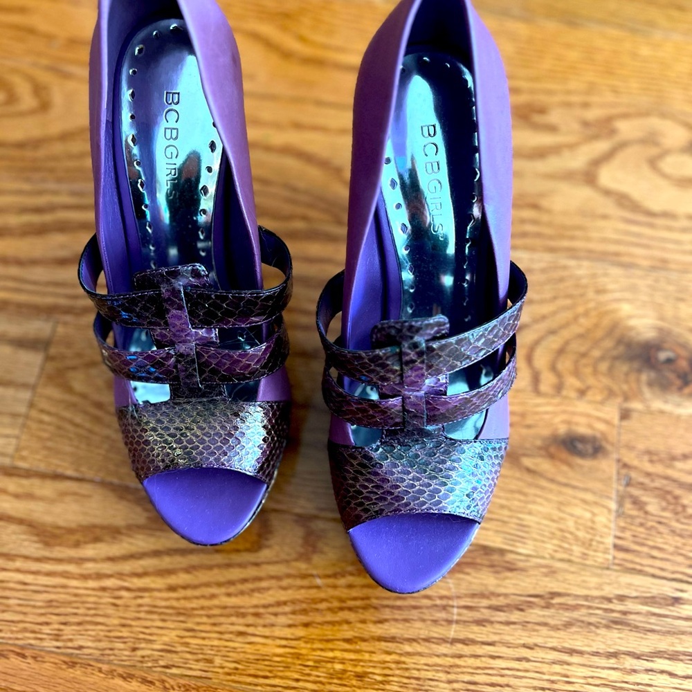BCBG platform heels